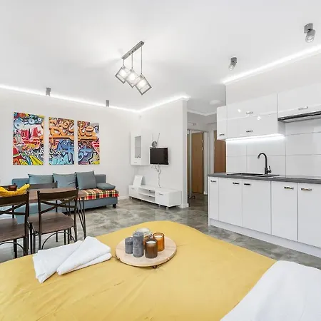 Lumina Apart Near Moniuszko Park Hotel *