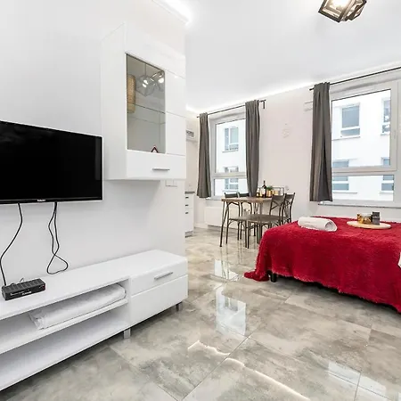 Lumina Apart Near Moniuszko Park Lodž