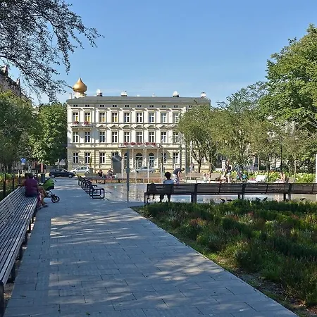 Hotel Lumina Apart Near Moniuszko Park Lodž