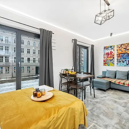 Hotel Lumina Apart Near Moniuszko Park Lodž