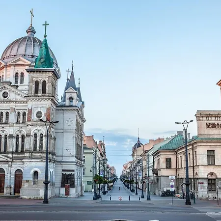 Hotel Lumina Apart Near Moniuszko Park *