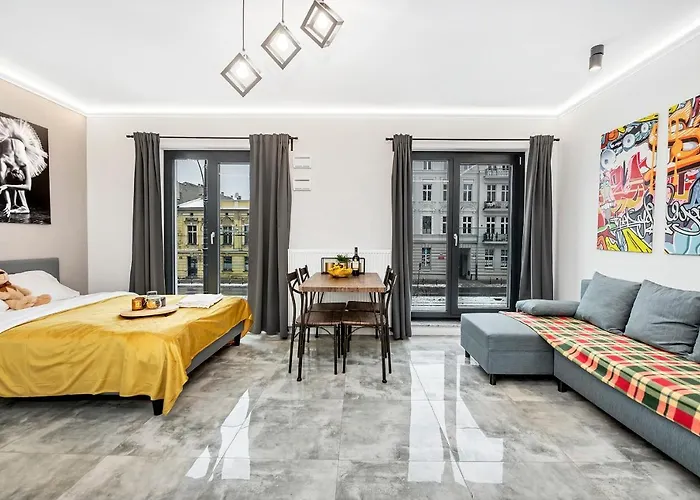 فندق Lumina Apart Near Moniuszko Park وودج