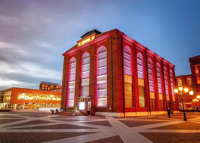 Lumina Apart Near Moniuszko Park وودج