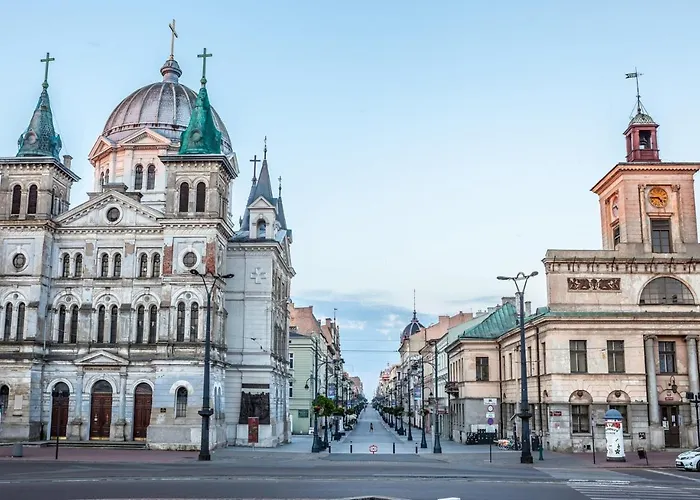 Hotel Lumina Apart Near Moniuszko Park *